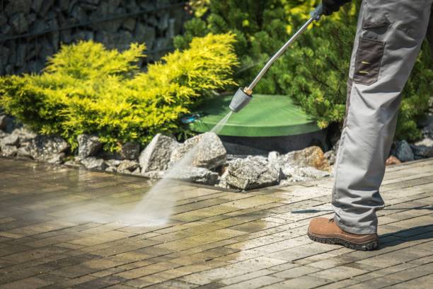 Best Driveway Pressure Washing  in Shelter Island Heights, NY